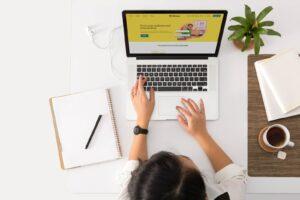 A Woman Learning 7 Worst Email Marketing Mistakes to Avoid